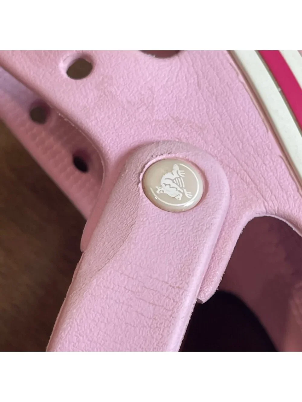 CROCS Crocband Sandals Big Kids Size 1 Pink Waterproof Open Toe Adjustable Strap
